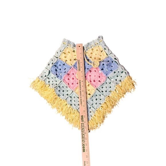 Vintage Handmade Crochet Girls Poncho 2T–4T? Pastel Granny Square Fringe - Picture 8 of 9
